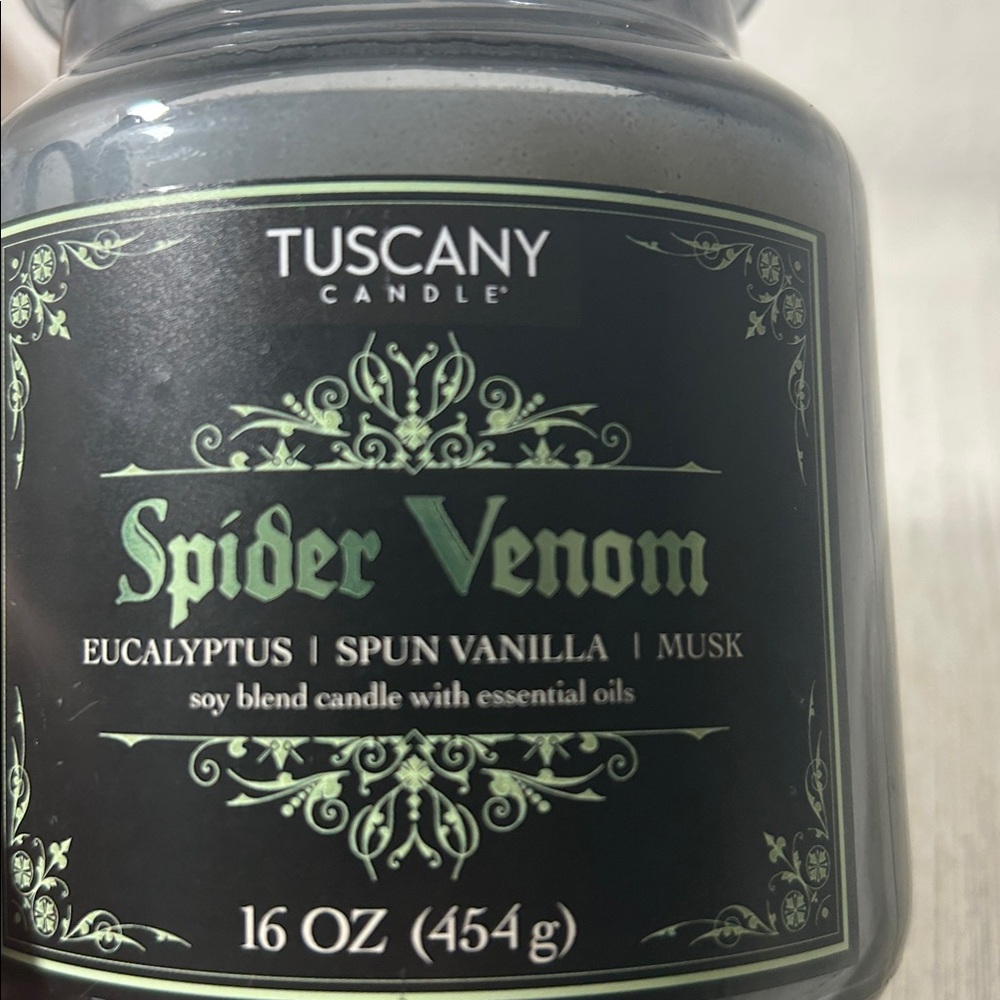 Seasonal Tuscany Candle Spider Venom - Picture 7 of 8